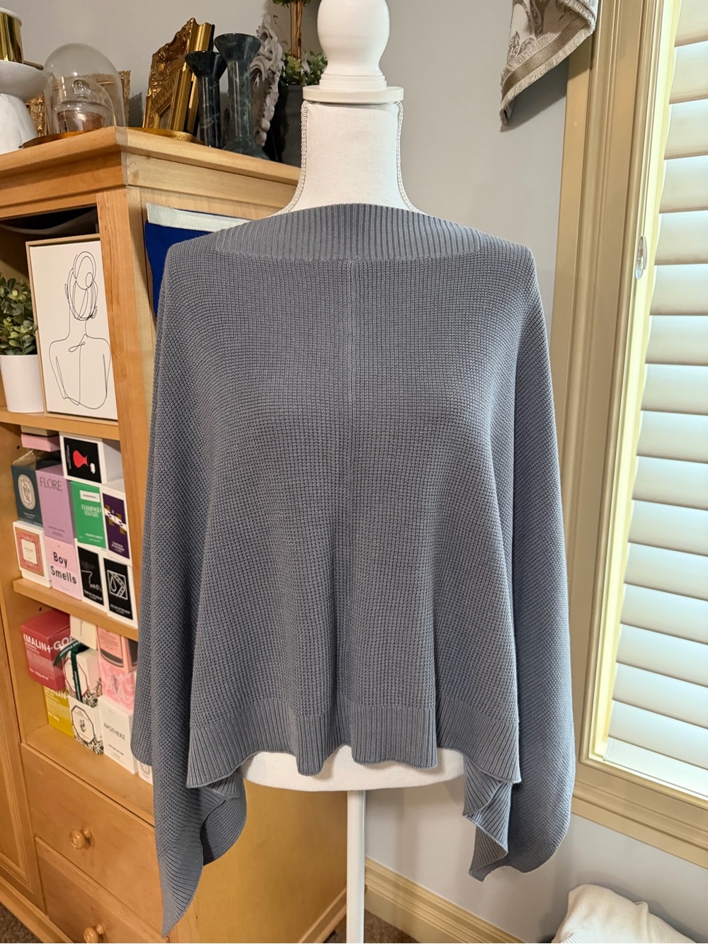 NWOT LULULEMON Forward Flow Poncho Rhino Grey One Size Boolux Cashmere Sweater